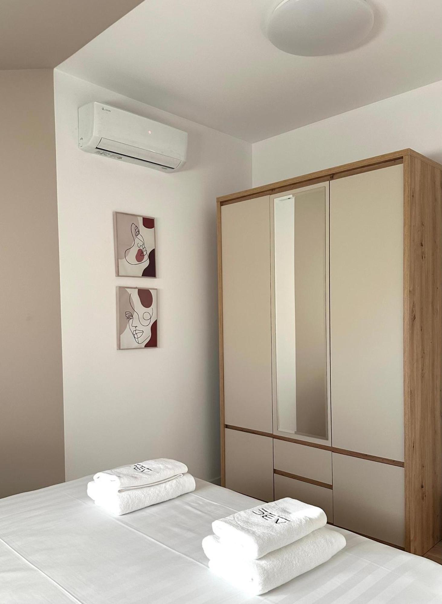 Abc Apartment Blloku Center Tirana Extérieur photo